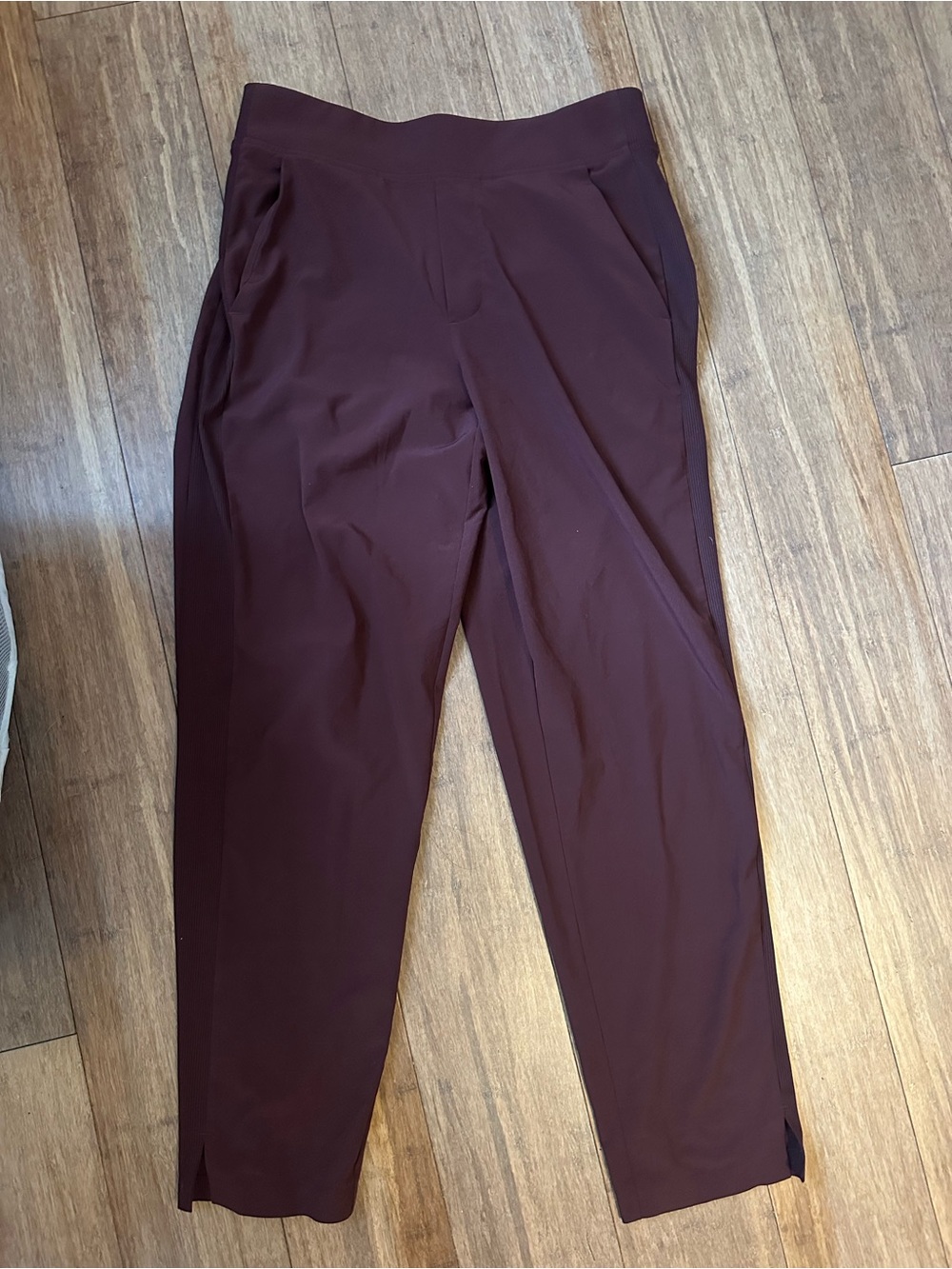 Athleta Women’s Burgundy Stretch Dress Pants
